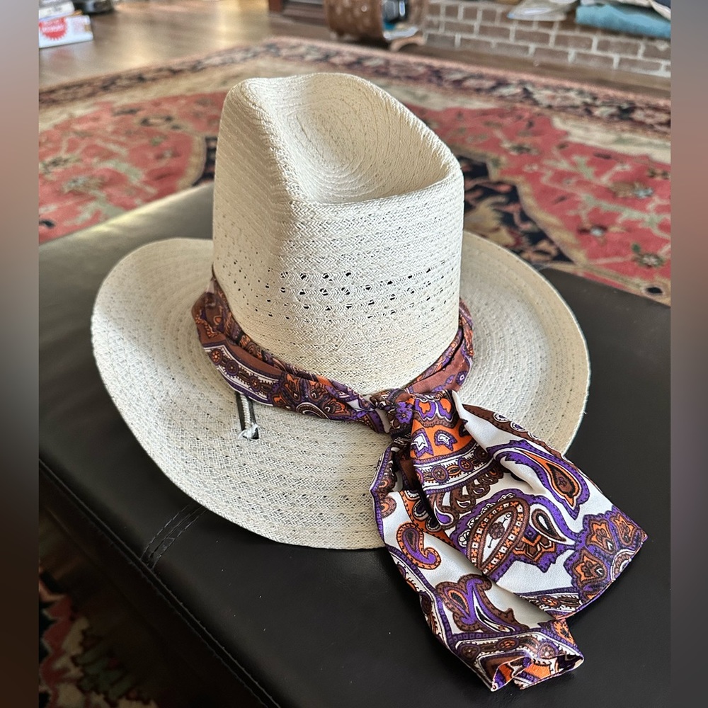 Women’s KoKo Cooler Straw hat with two decorative bands, 6 1/2,  very good!